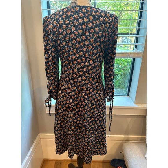 HAYDEN Los Angeles Navy Multicolor Floral Fit Flare V-neck Long Sleeve Dress M - Picture 2 of 8